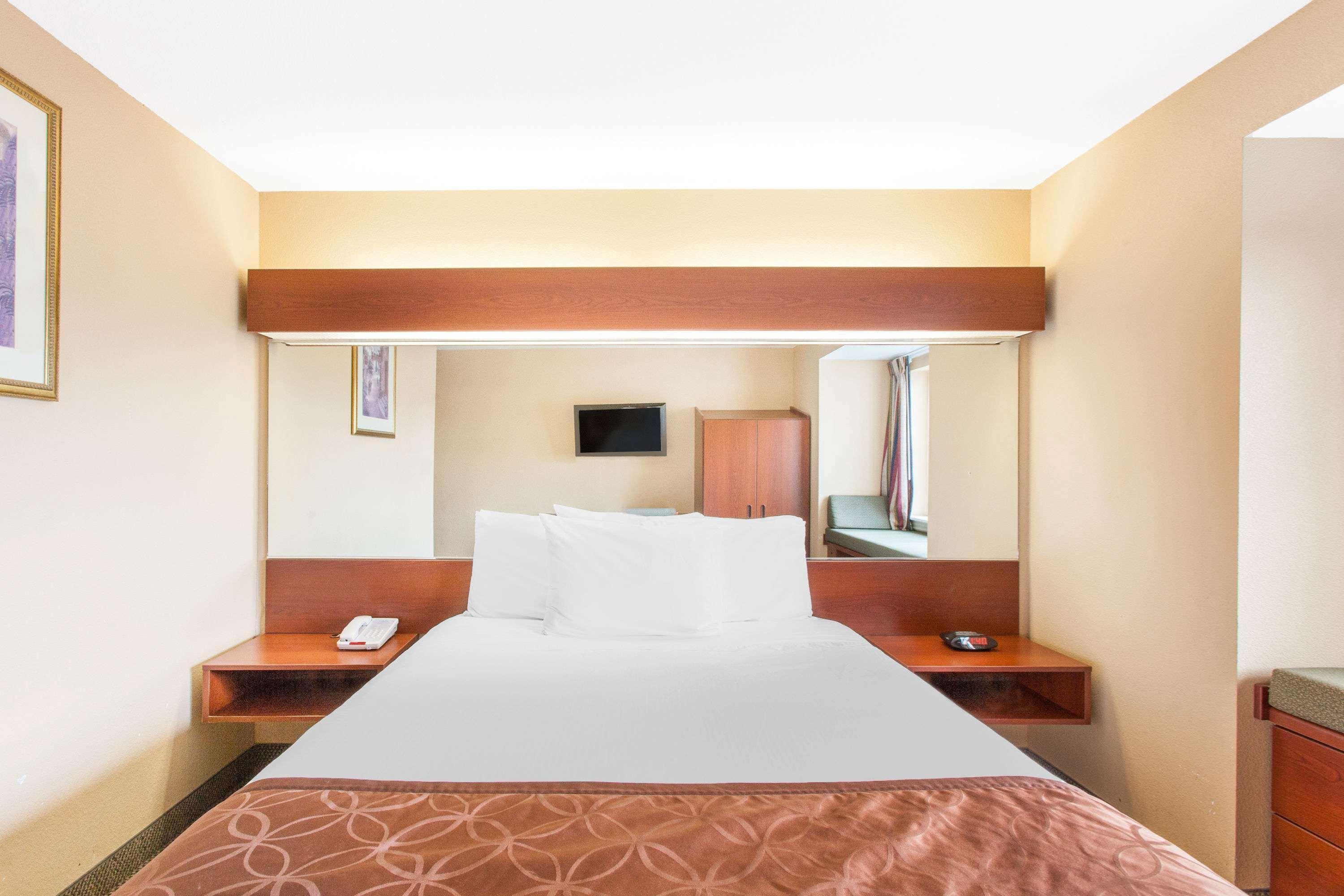 Microtel Inn By Wyndham Rogers Dış mekan fotoğraf