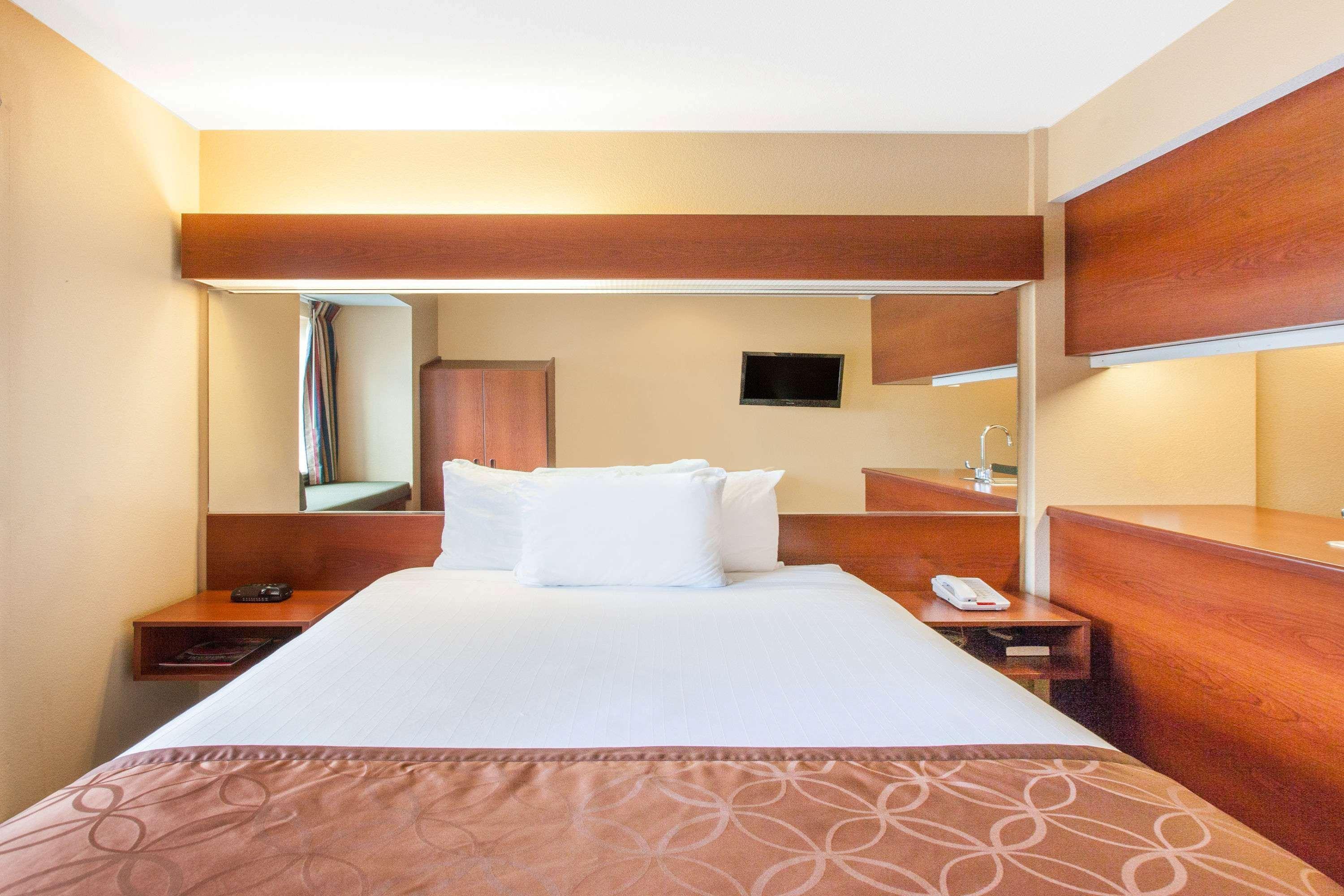 Microtel Inn By Wyndham Rogers Dış mekan fotoğraf